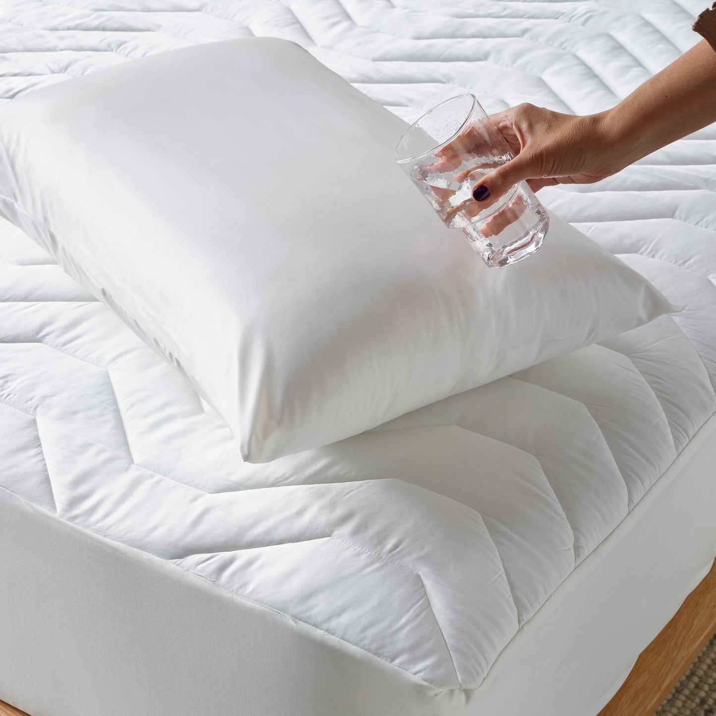 100% Waterproof Pillow