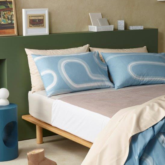 Kaos Blue Waterproof Quilt Cover