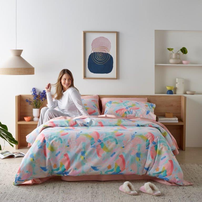 Wonderlust waterproof quilt cover